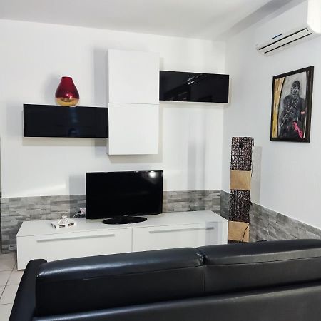 Vico Stazione Apartment Uta 외부 사진